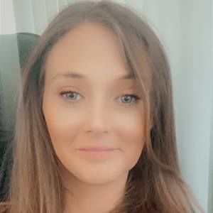 Meet your Posher, Whitney